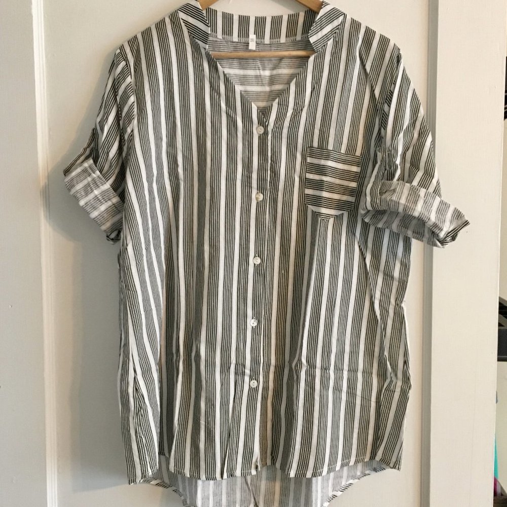 Women's Striped Pocket Button Down, Large